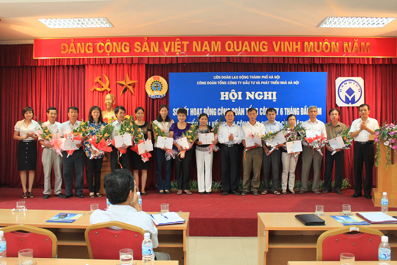 21.7 - CD- ky niem chuong.bmp