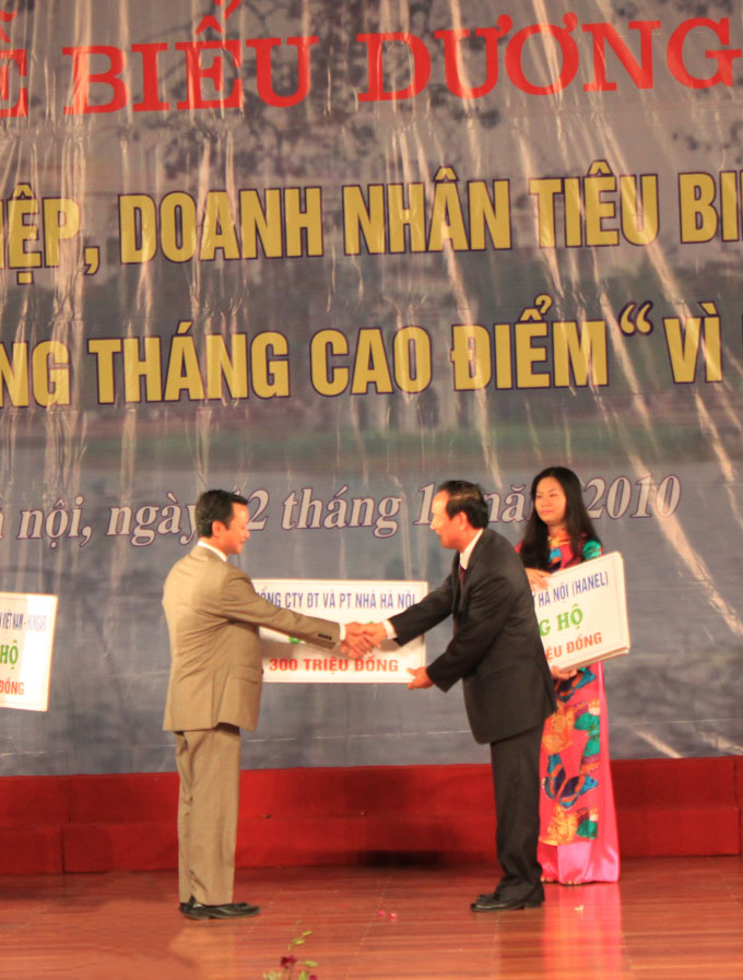 ung ho quy vi nguoi ngheo.jpg