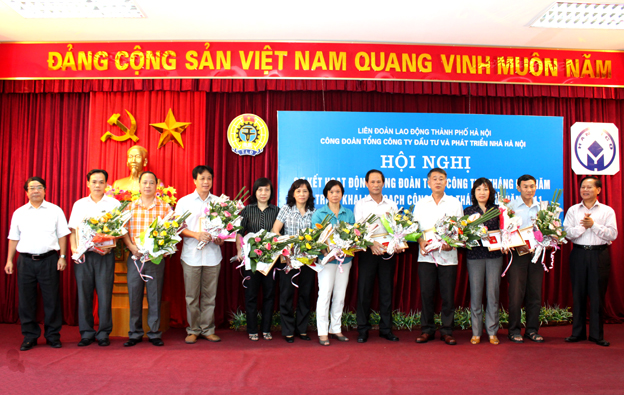 25.7 - ky niem chuong.jpg