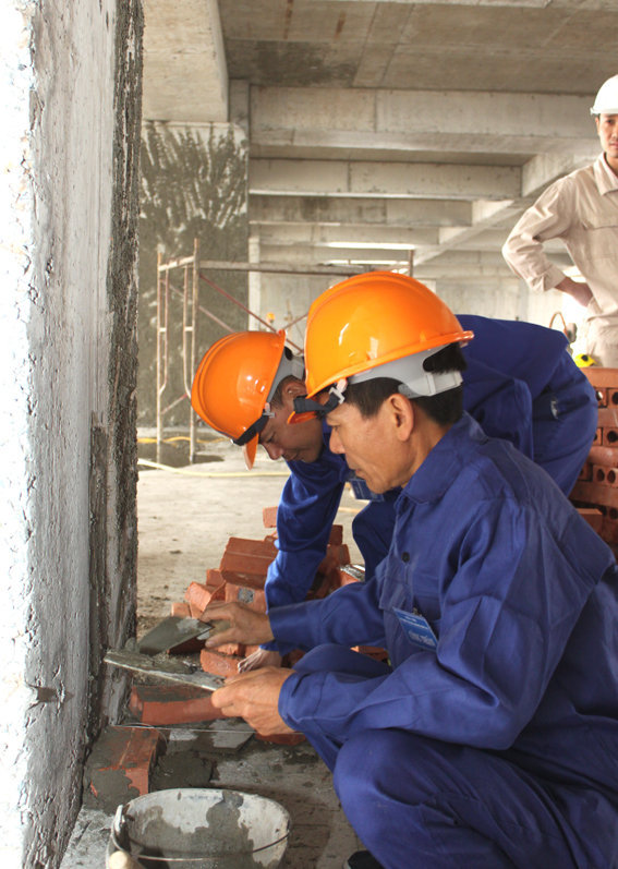 27.3-HTTN8 (FILEminimizer).jpg